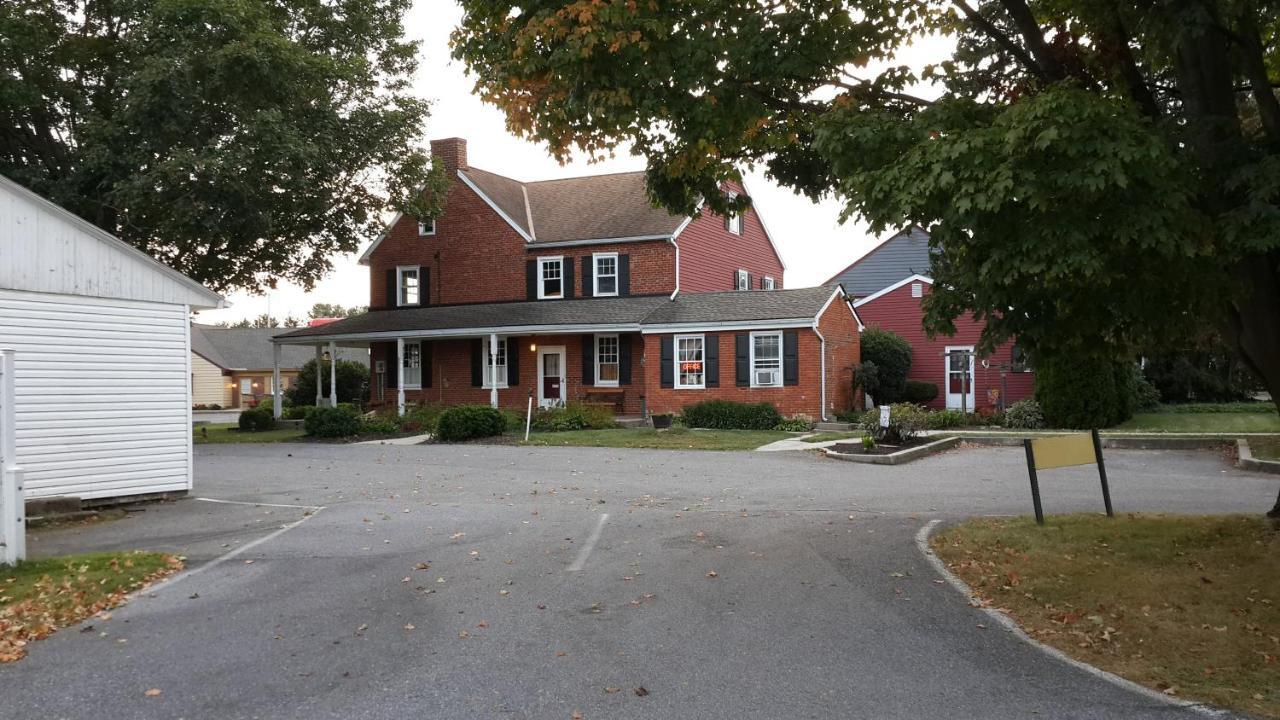 Spruce Lane Lodge&Cottages Smoketown  Exterior foto